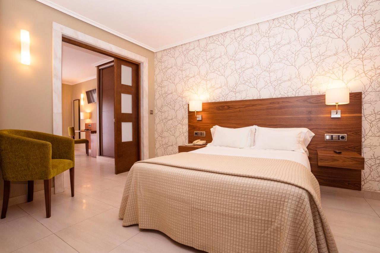 Hotel Piramide Πόρτο Νόβο Εξωτερικό φωτογραφία