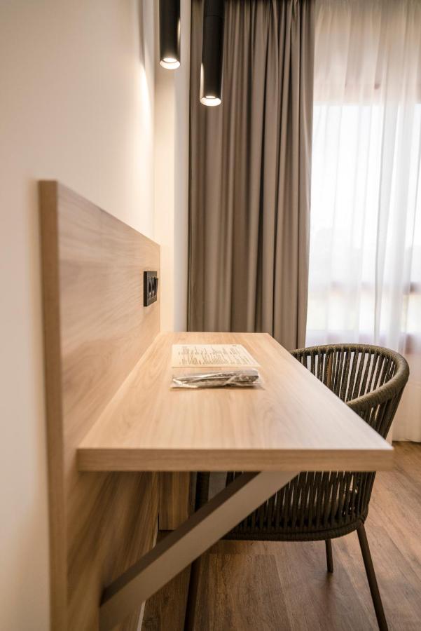 Hotel Piramide Πόρτο Νόβο Εξωτερικό φωτογραφία
