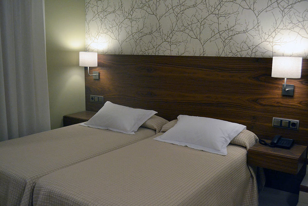 Hotel Piramide Πόρτο Νόβο Εξωτερικό φωτογραφία