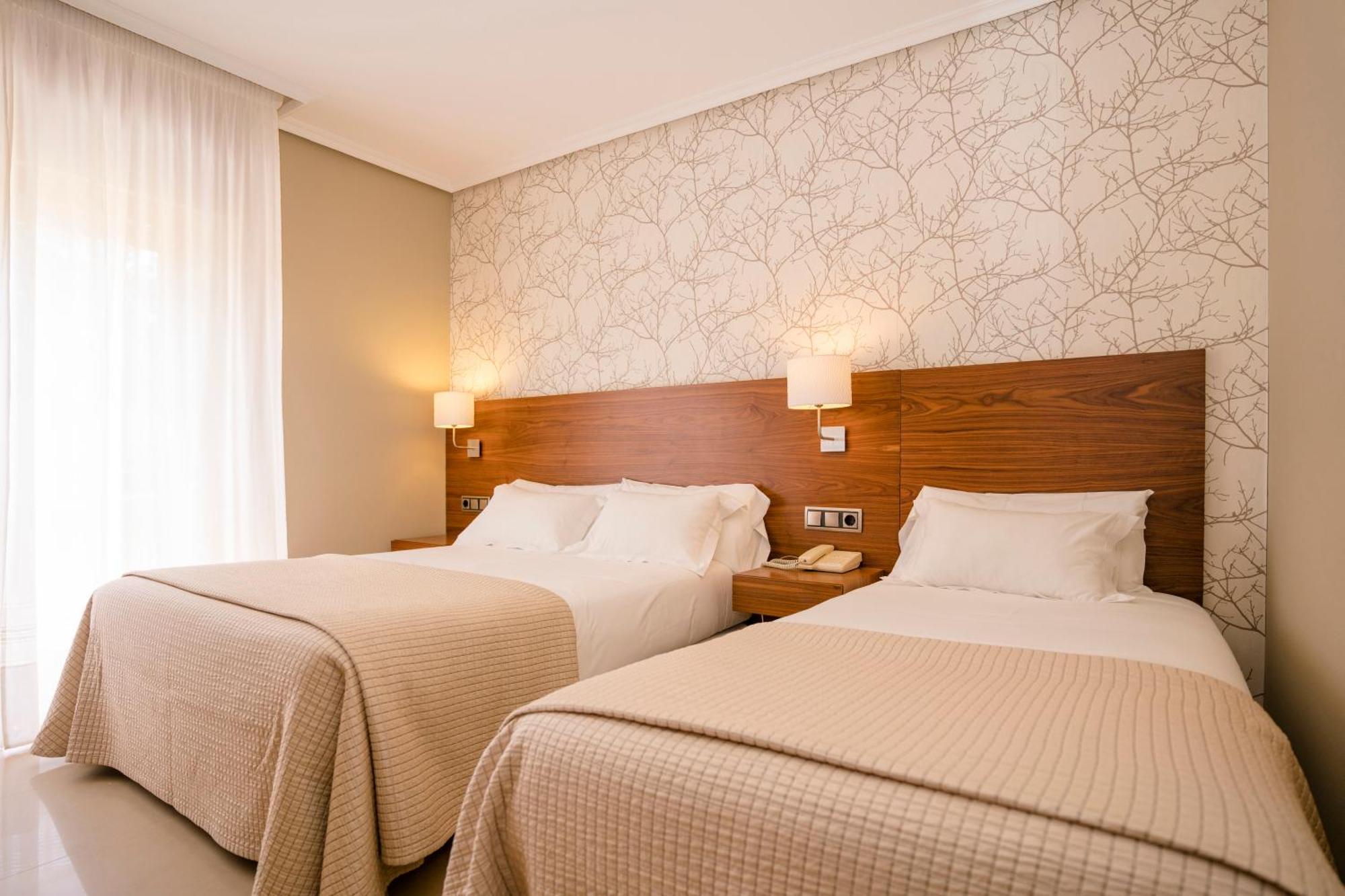 Hotel Piramide Πόρτο Νόβο Δωμάτιο φωτογραφία