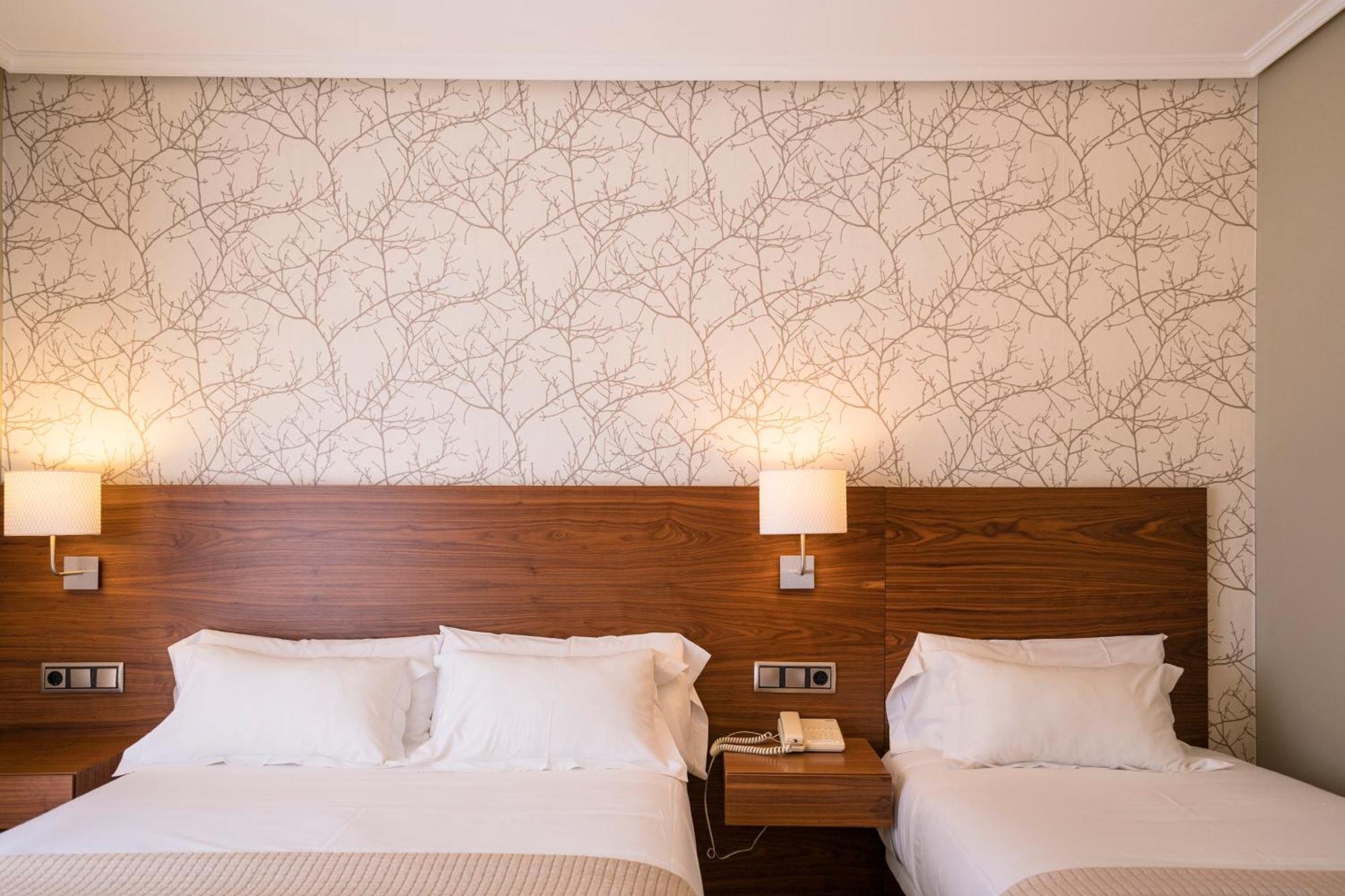 Hotel Piramide Πόρτο Νόβο Δωμάτιο φωτογραφία
